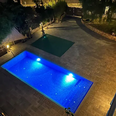 Costa Maresme Barcelona , Relax & Pool Cabrils