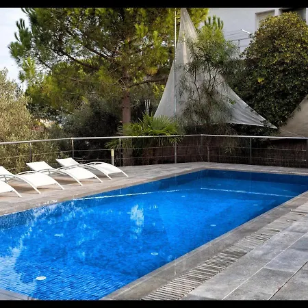 Costa Maresme Barcelona , Relax&pool Cabrils